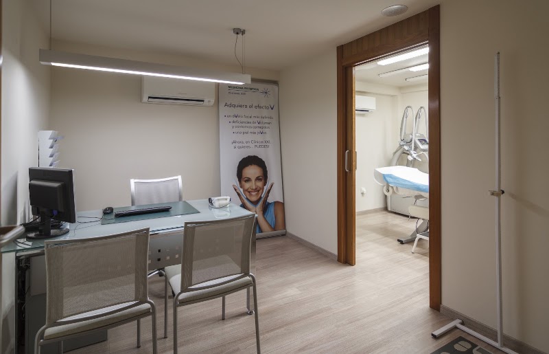 Clínicas XXI. Medicina Estética. Centro Médico Estético - Institut de beauté Logroño - Photo de couverture - OneBooking