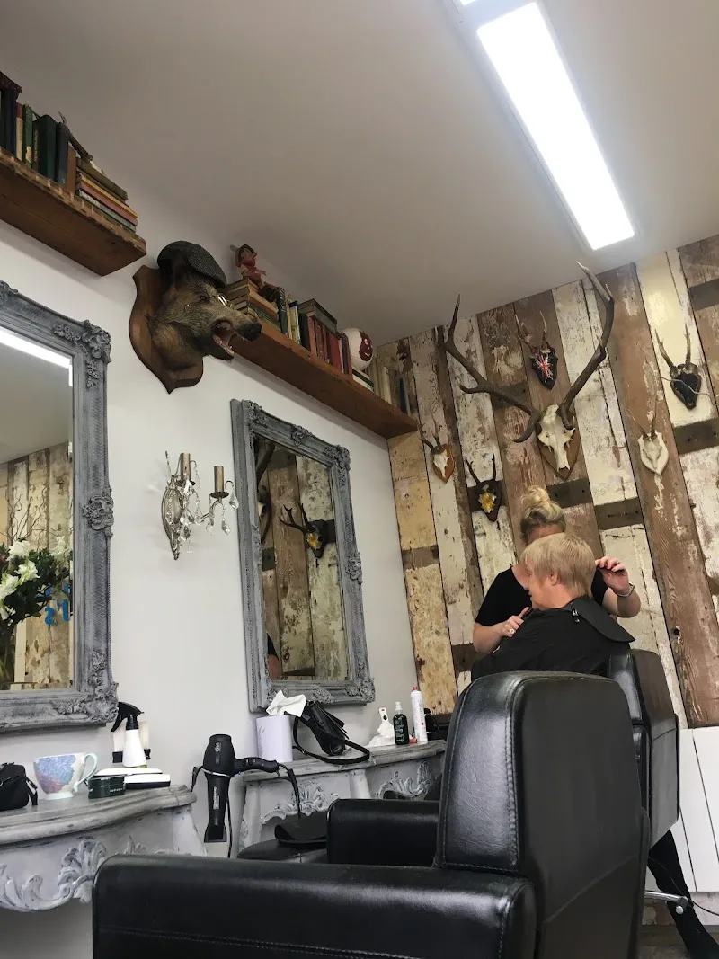 Gracie J’s Hair - Coiffure Oxford - OneBooking