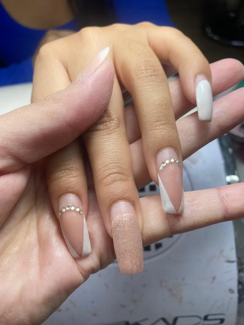 May Nails Centre d’estètica - Institut de beauté L’hospitalet De Llobregat - Photo de couverture - OneBooking