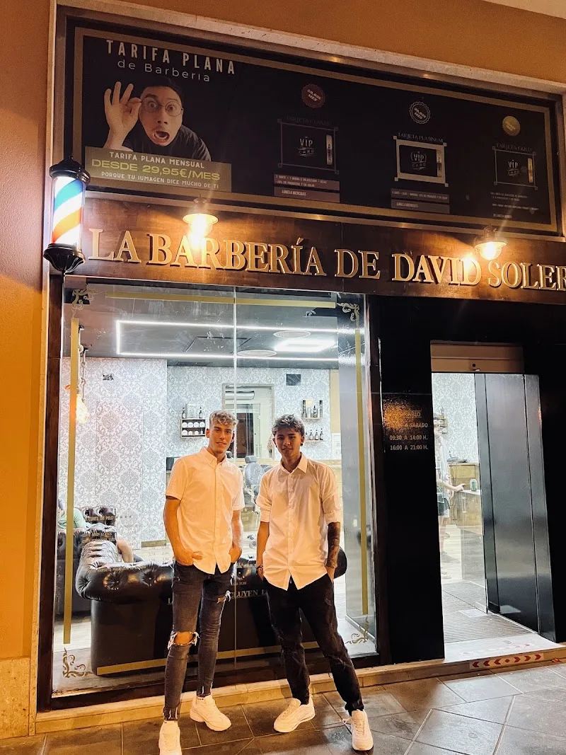 THE LORDS BARBER ( SALINAS Y PABLO ) - Coiffure Cartagena - Photo de couverture - OneBooking