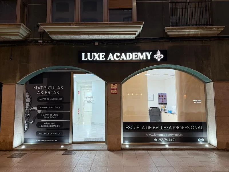 Luxe Academy RMR - Institut de beauté Castellón De La Plana - Photo de couverture - OneBooking