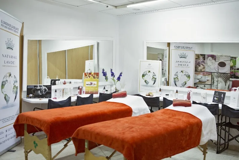 Salón María Manchado - El nuevo significado de Belleza, Estética y Bienestar en Elche - Institut de beauté Elche - Photo de couverture - OneBooking