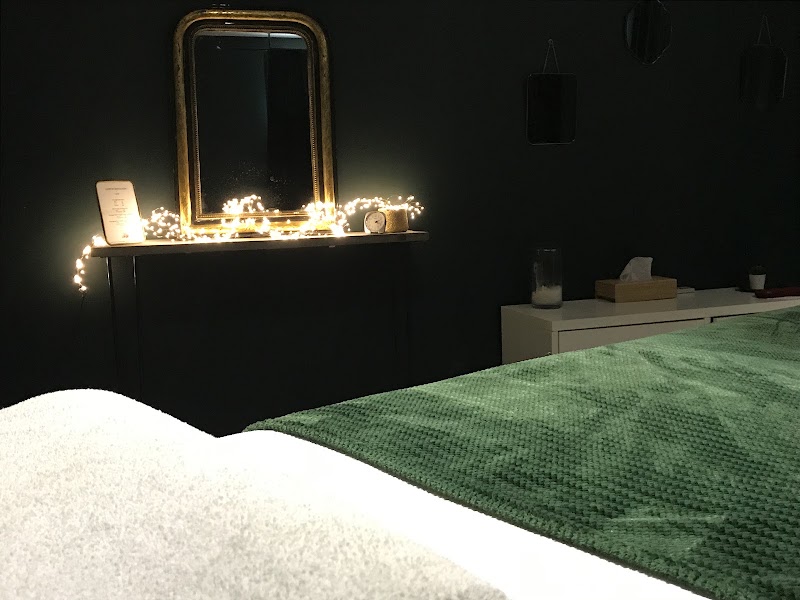 Valérie Bonvoisin - Massage Béziers - Photo de couverture - OneBooking