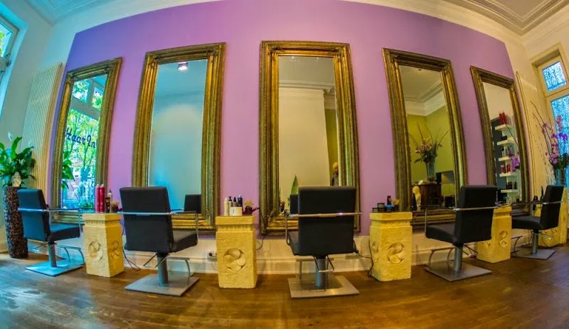 Salon HaarIndo - Coiffure Hamburg - Photo de couverture - OneBooking