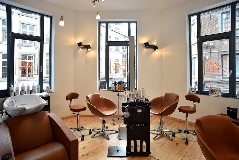 Le Salon D'en Haut - Coiffeur Visagiste à domicile à Namur (Michel Ginetti)