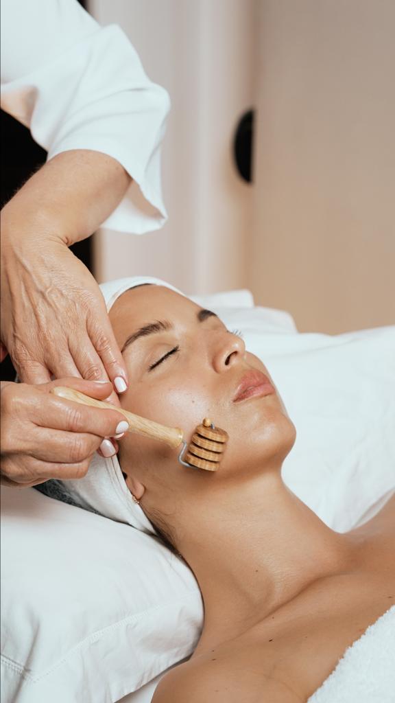 Asunción García -Instituto Antiaging - Institut de beauté Castellón De La Plana - Photo de couverture - OneBooking