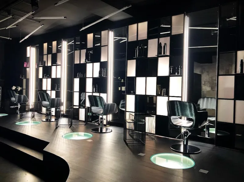 Diego Fossa Studio - Köln - Coiffure Cologne - Photo de couverture - OneBooking
