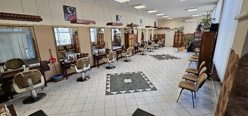 Fodrász Szalon - Coiffure Veszprém - Photo de couverture - OneBooking