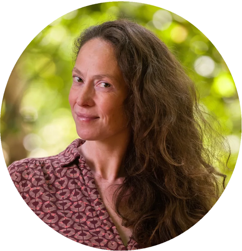 Divine Essence: Tantramassage & Holistisch Lichaamswerk & Ademwerk - Massage Bruges - Photo de couverture - OneBooking