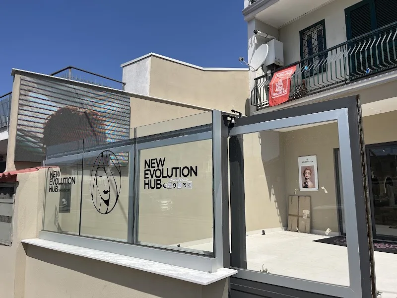 New Evolution Hub - Coiffure Giugliano In Campania - Photo de couverture - OneBooking