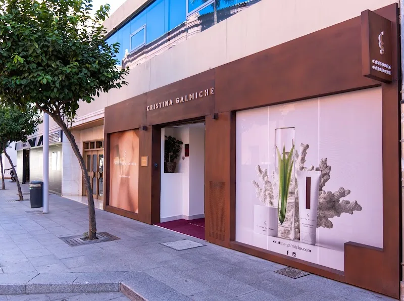 Cristina Galmiche - Centro Médico Estético - Institut de beauté Málaga - Photo de couverture - OneBooking