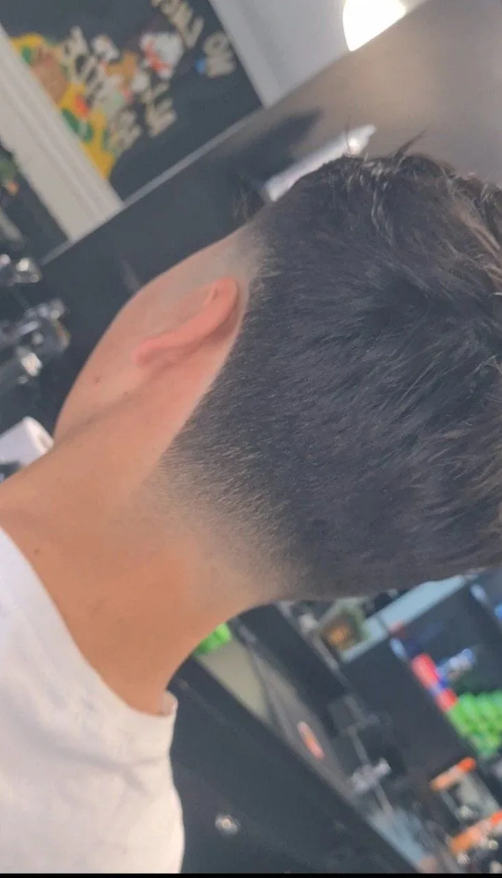 Naji Friseursalon - Köln - Coiffure Cologne - Photo de couverture - OneBooking
