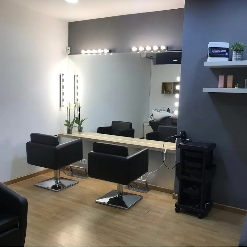 Centro de estética y peluquería - Institut de beauté Fuenlabrada - Photo de couverture - OneBooking