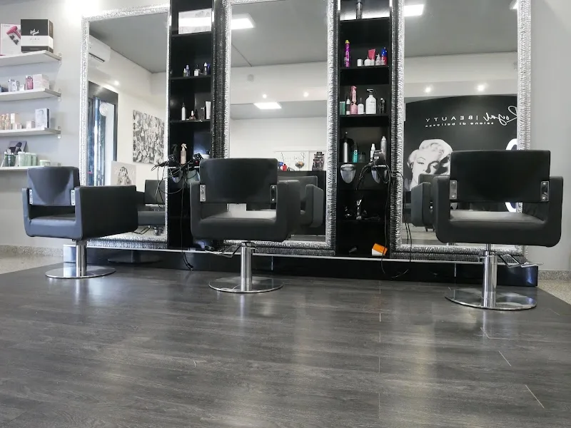 Royal Beauty | Salone di bellezza a Latina - Coiffure Latina - Photo de couverture - OneBooking