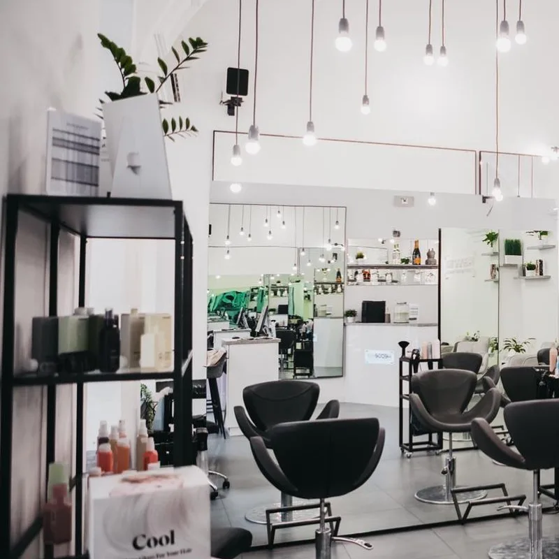 Hedge Hair Budapest Fodrászat - Coiffure Budapest - OneBooking