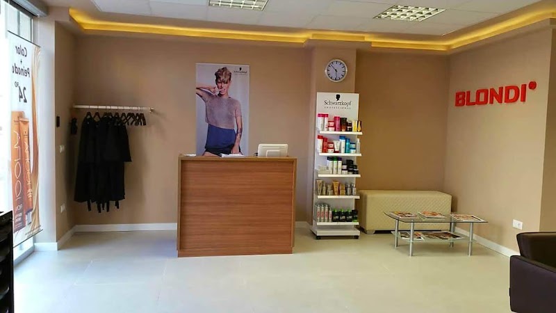 Blondi Peluquerias - Coiffure València - Photo de couverture - OneBooking