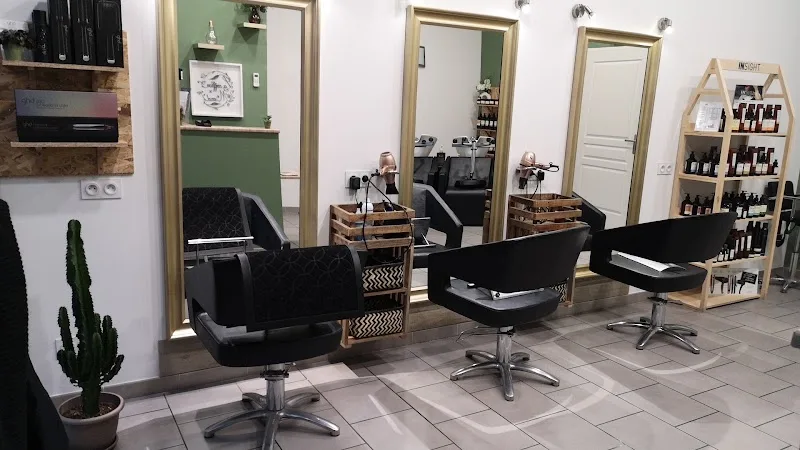 La coiffure de Maud - Coiffure La Roque-sur-Cèze - Photo de couverture - OneBooking