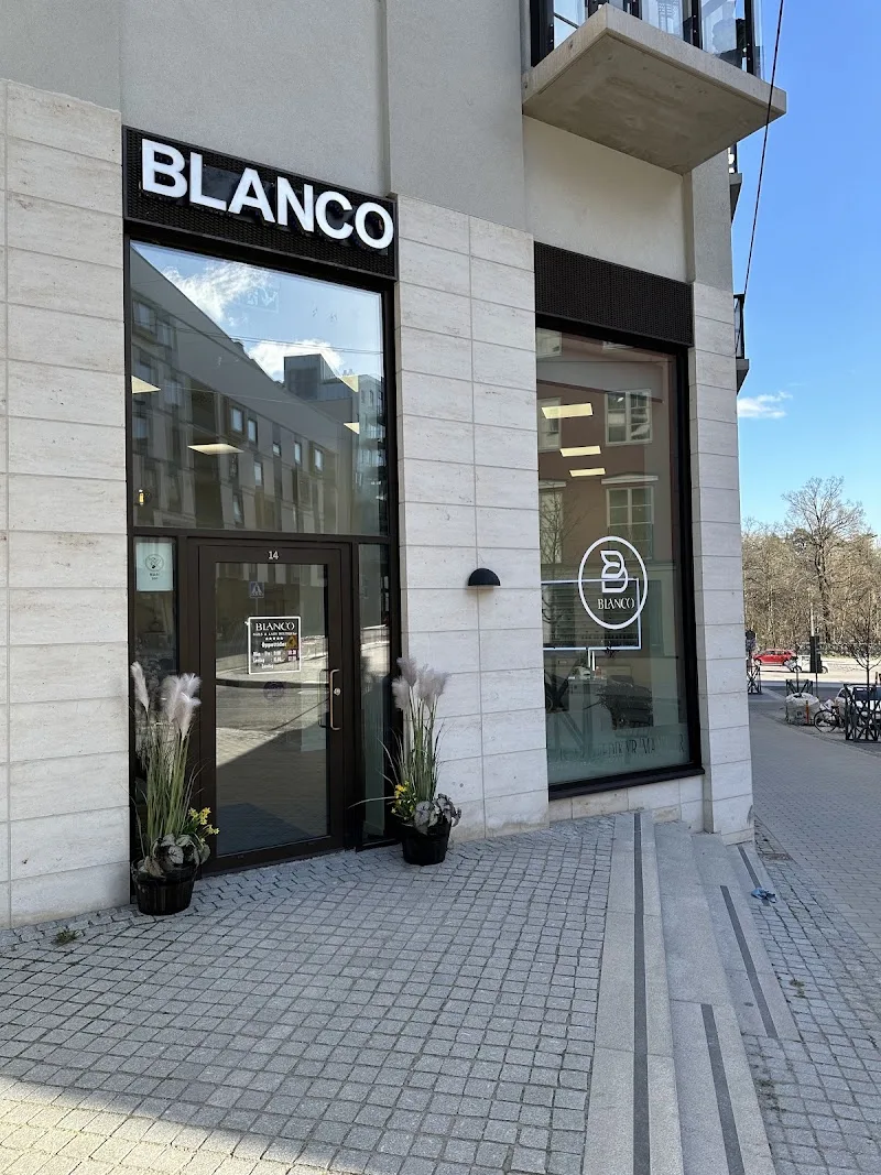 BLANCO Nail & Lash Boutique - Coiffure Stockholm - Photo de couverture - OneBooking