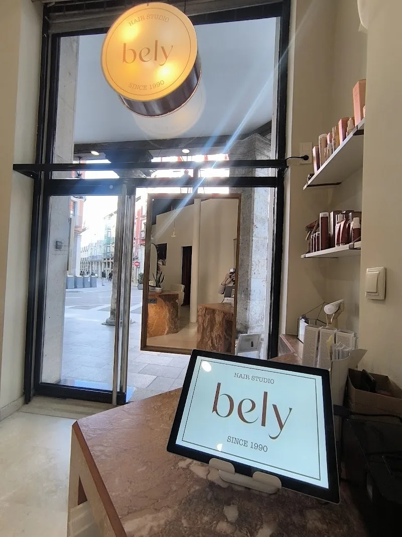 BELY HAIR STUDIO - Coiffure Valladolid - Photo de couverture - OneBooking