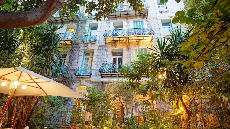 Le Windsor Jungle Art Hotel - Bien-être Nice - Photo de couverture - OneBooking