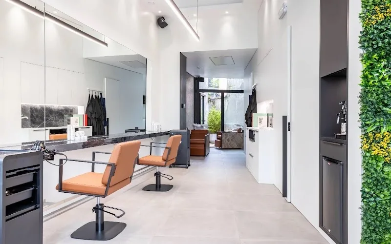 Ivy Hair Studio - Coiffure Antwerp - Photo de couverture - OneBooking
