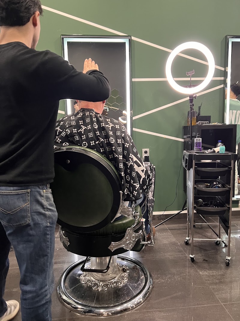Gentleman Barber Lounge - Coiffure Mons - Photo de couverture - OneBooking