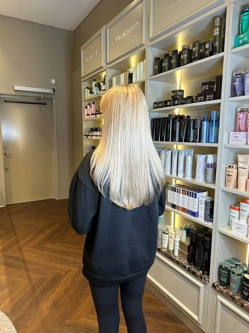 Hair Stockholm - Coiffure Stockholm - OneBooking