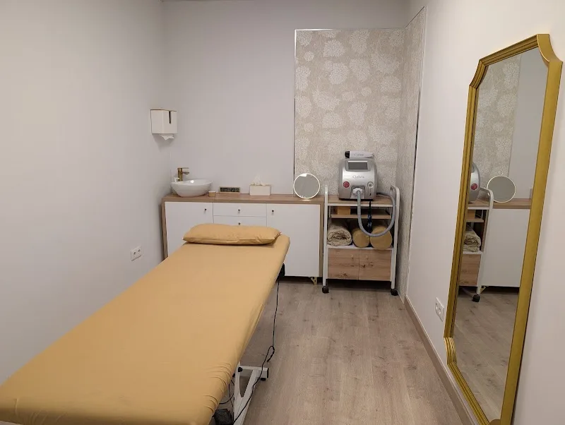 Lucía Gabella Estética Avanzada - Institut de beauté Valladolid - Photo de couverture - OneBooking