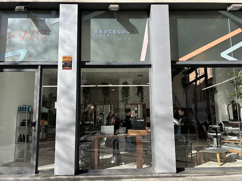 WIT | Gràcia - Coiffure Barcelona - Photo de couverture - OneBooking