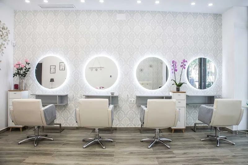 Peluquería Pepa Díaz, Salón de Belleza - Coiffure Cartagena - Photo de couverture - OneBooking