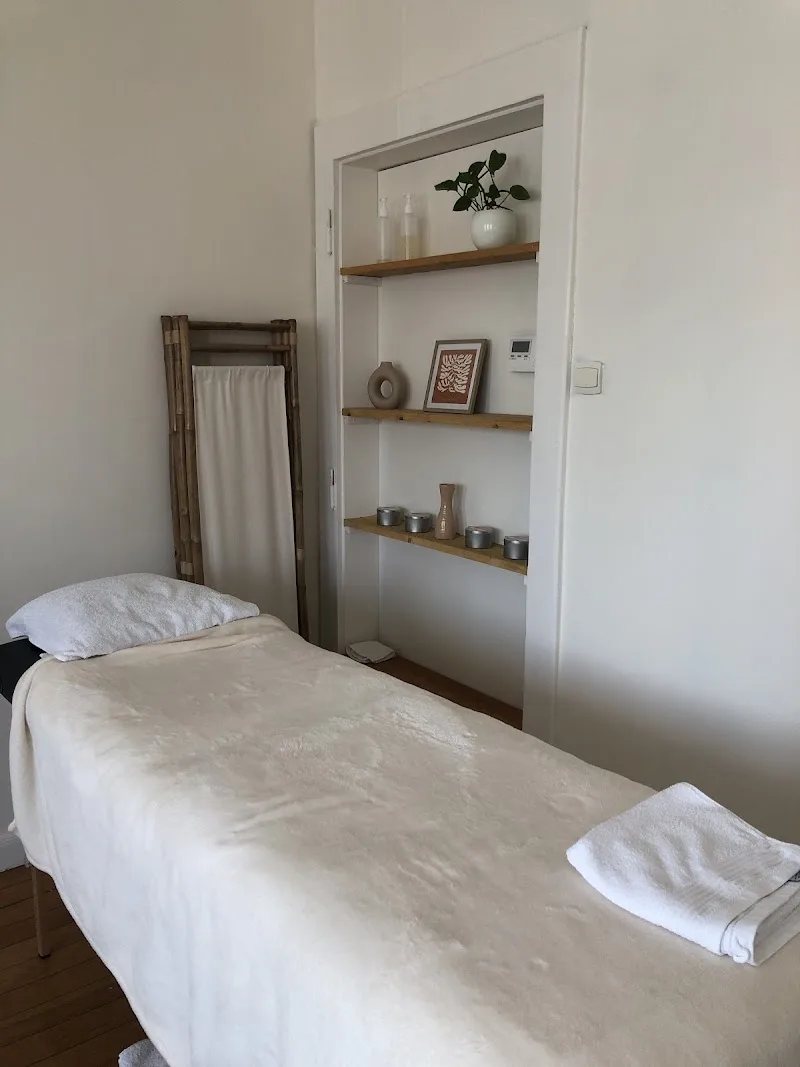 Le cocon de Candice - MASSAGE ET SOPHROLOGIE METZ - Spa Metz - OneBooking