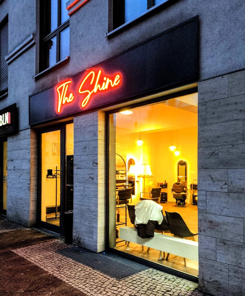 The Shine Coiffeur by a Man`s World - Coiffure Berlin - Photo de couverture - OneBooking