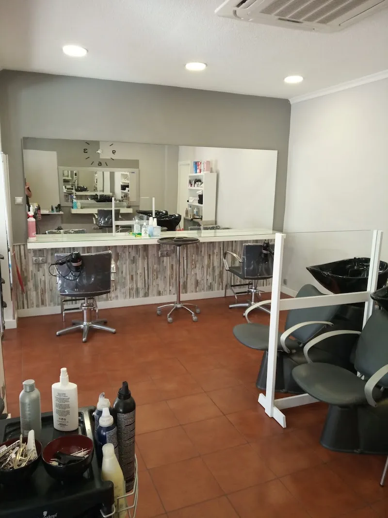 Vidal León Peluquería Unisex - Coiffure Córdoba - Photo de couverture - OneBooking