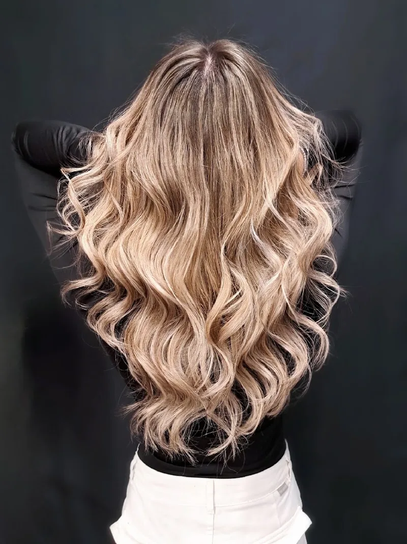 Klinko Hair Studio - Coiffure Forlì - Photo de couverture - OneBooking