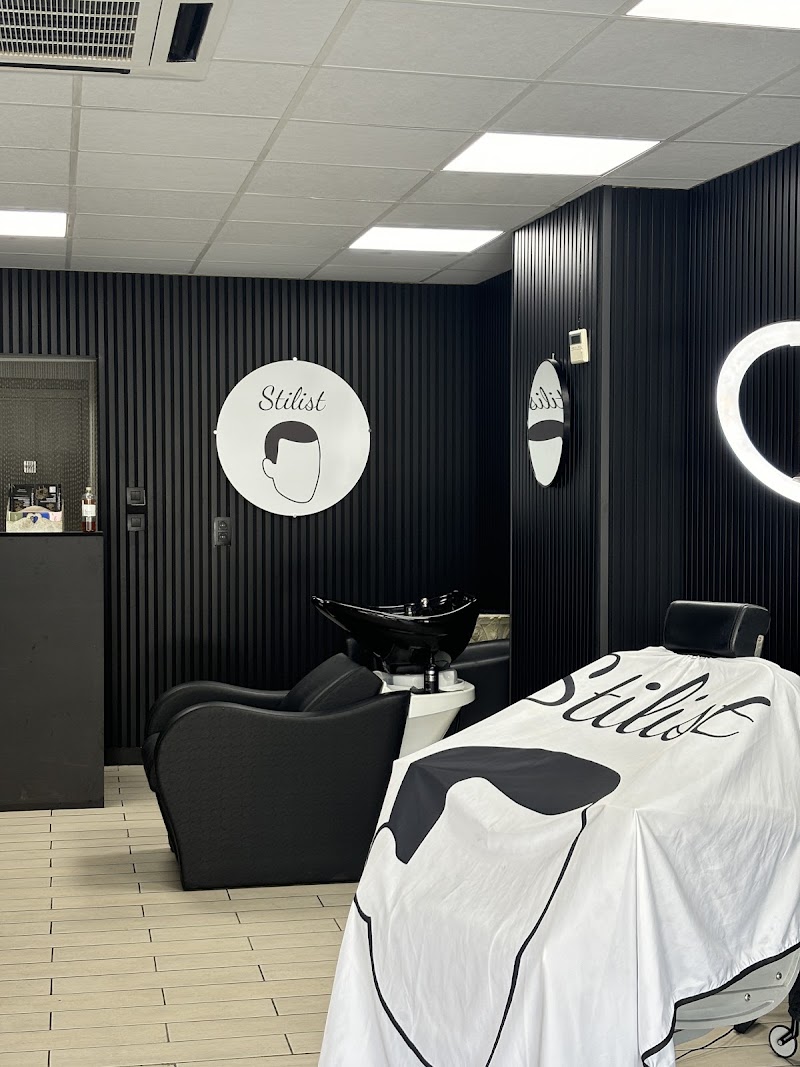 STILIST - Coiffure Genk - Photo de couverture - OneBooking
