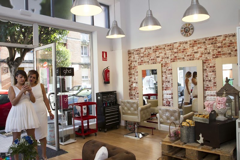 la pelu unisex gijon - Coiffure Gijón - Photo de couverture - OneBooking
