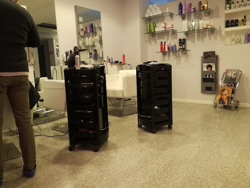 Hair Style Di Sangermano A - Coiffure Latina - Photo de couverture - OneBooking