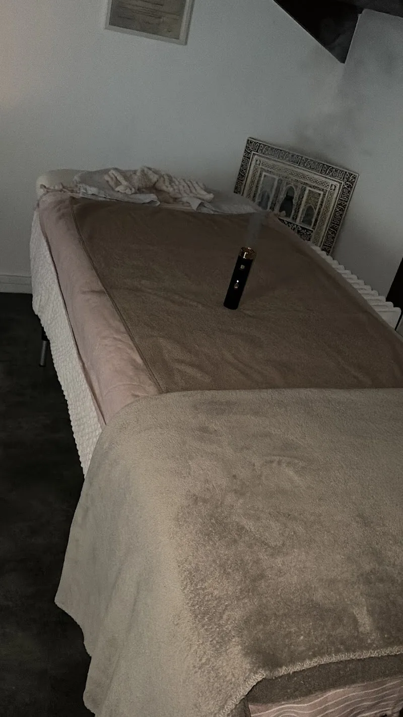 Maison Yasmin ( massage pour femmes ) - Bien-être Perpignan - Photo de couverture - OneBooking
