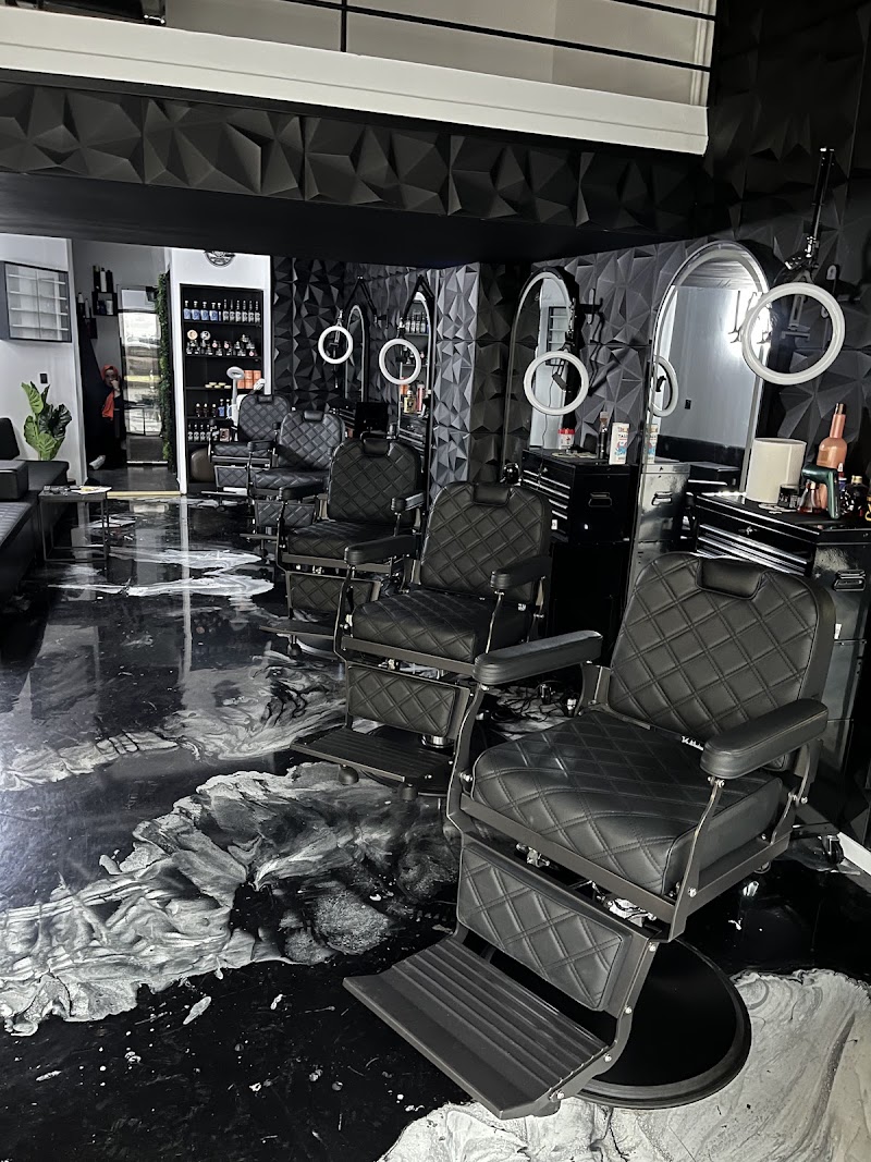 AM BARBER