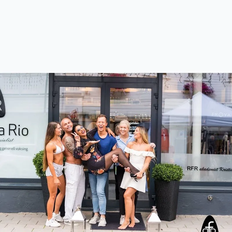 Straight from Rio - Coiffure Kristiansand - Photo de couverture - OneBooking