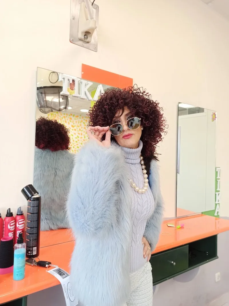 Tika Afro Look - Coiffure Burgos - Photo de couverture - OneBooking