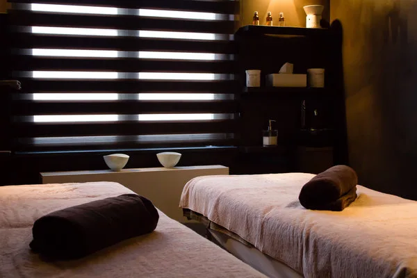 Les Filles en Ville - Institut de beauté Mons - Photo de couverture - OneBooking