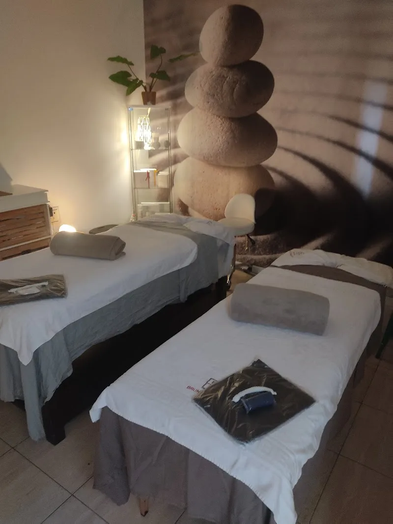 Noelia Jimenez Centro de Estética, Microblading, Láser y Masajes - Institut de beauté Las Palmas De Gran Canaria - Photo de couverture - OneBooking