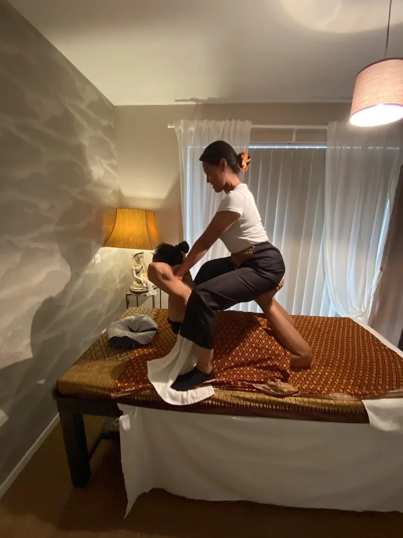 Sky Thai Massage,Dok Noord