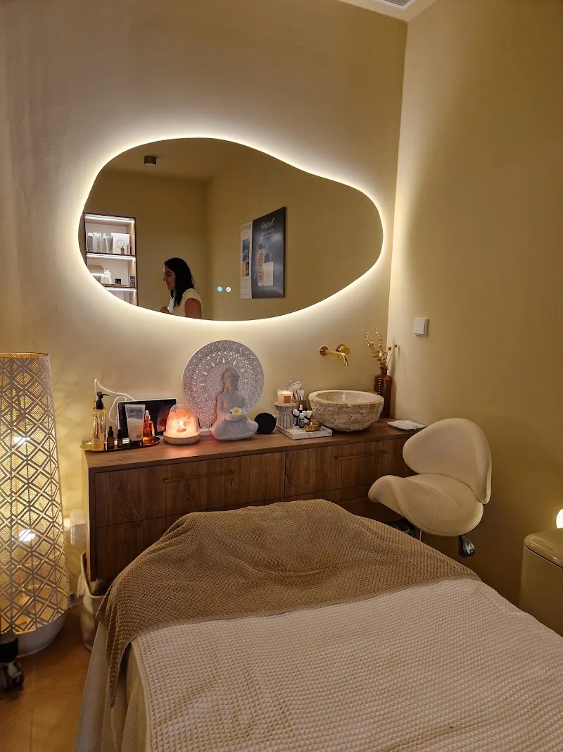 Sonali Beauty Concept