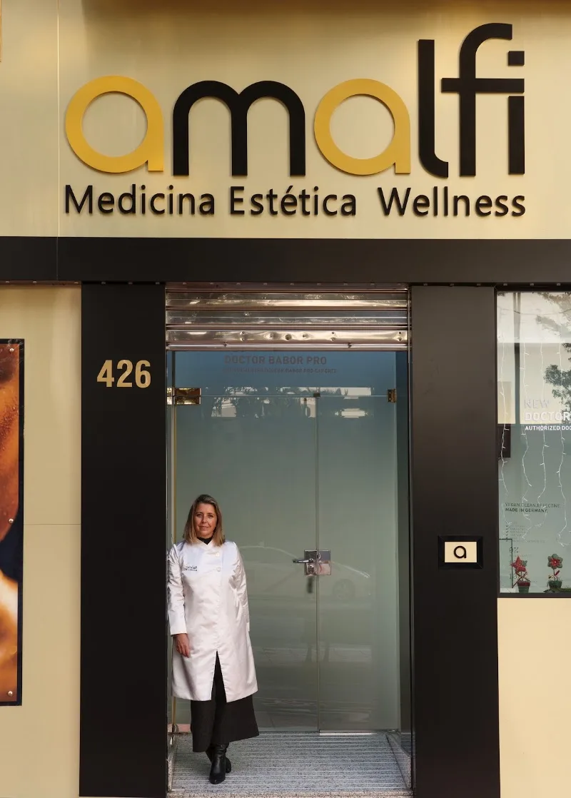 Clínica AMALFI. Medicina ESTÉTICA WELLNESS - Institut de beauté Almería - Photo de couverture - OneBooking