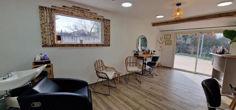 JENESSENCE COIFFURE - Coiffure Vénéjan - Photo de couverture - OneBooking