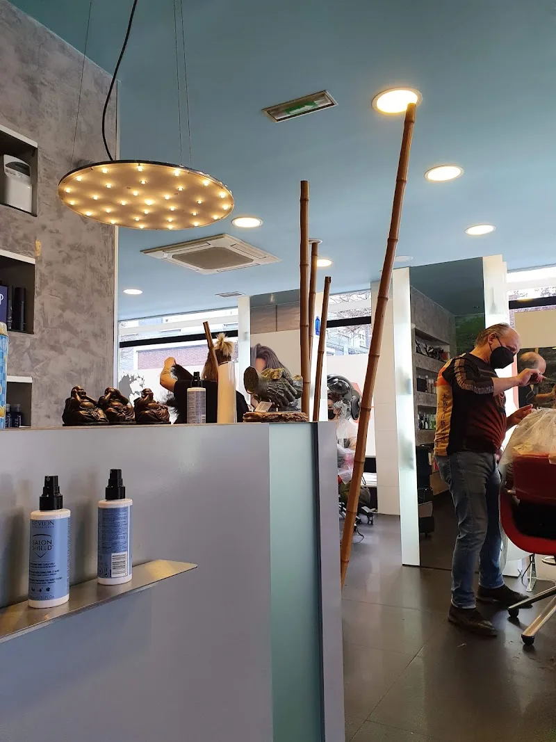 Peluquería Bertony - Coiffure Gijón - Photo de couverture - OneBooking