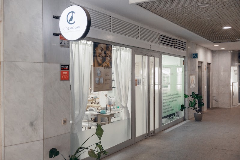 CosmoLab CLínica Médicina Estética