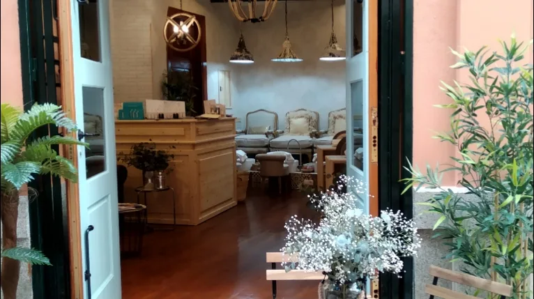 Calm & Beauty by iloftmalaga | Salón de belleza en el Centro de Málaga